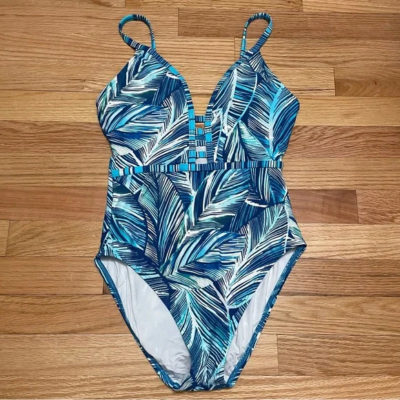La Blanca Sketched Lace-Up One-Piece Swimsuit - Picture 2 of 12